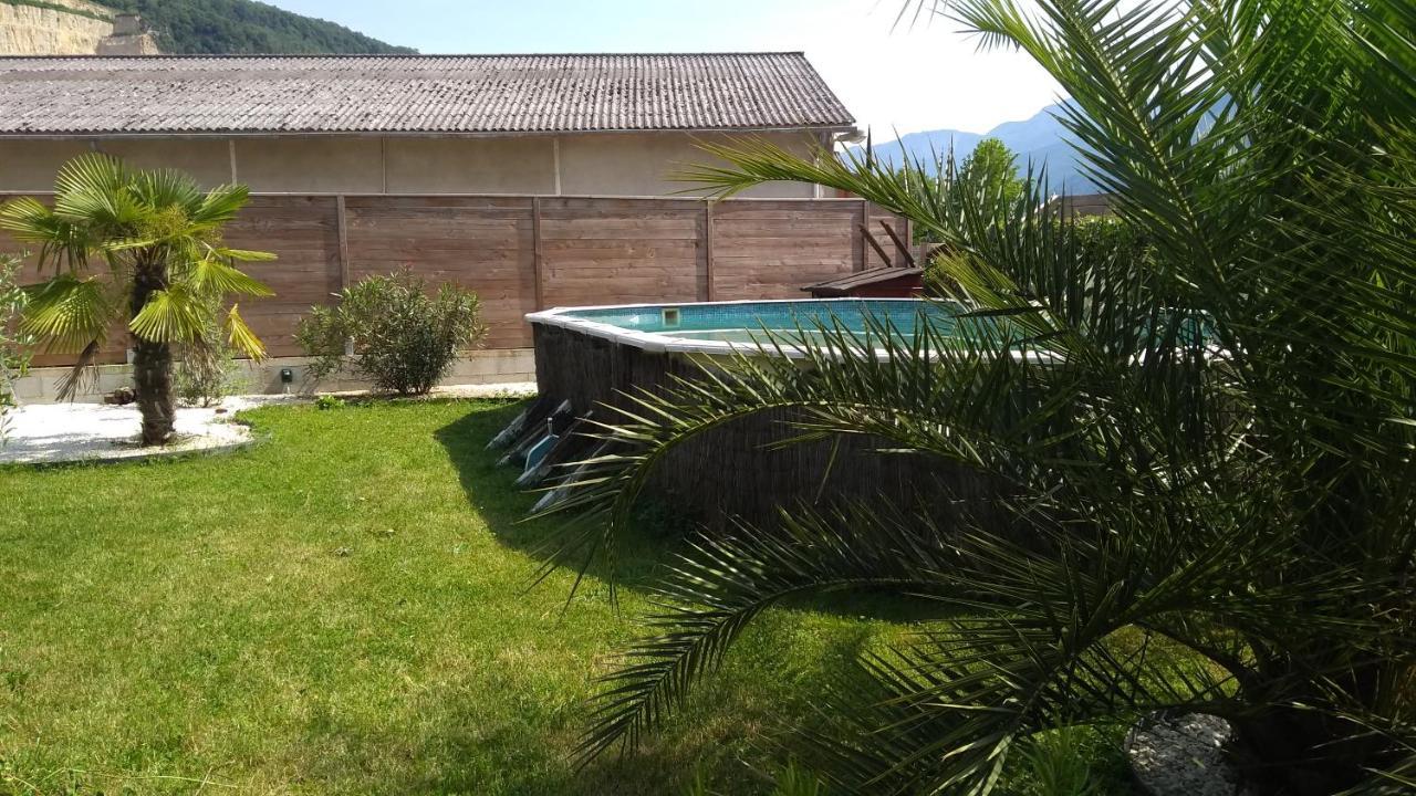 Maison Avec Piscine Entre Chartreuse Et Vercors La Buisse Exterior photo